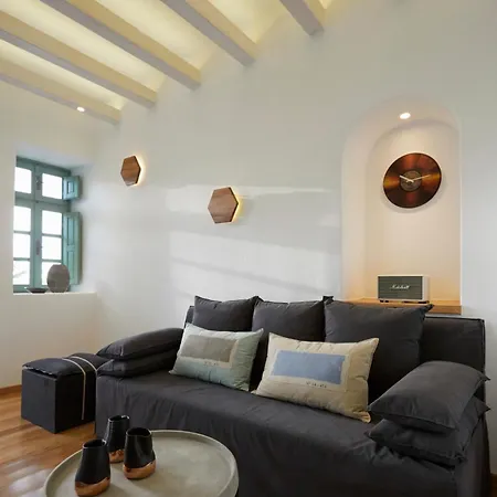 Yellow Orchid Cycladic House 4* Pýrgos
