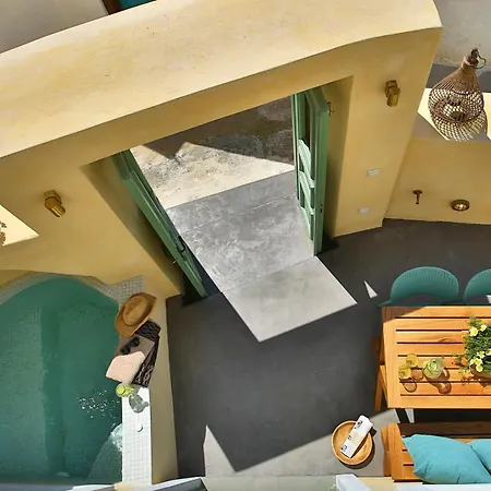 Aparthotel Yellow Orchid Cycladic House