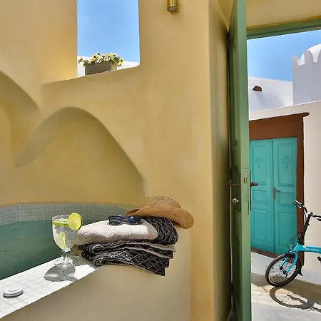 Yellow Orchid Cycladic House Aparthotel Pyrgos Kallistis