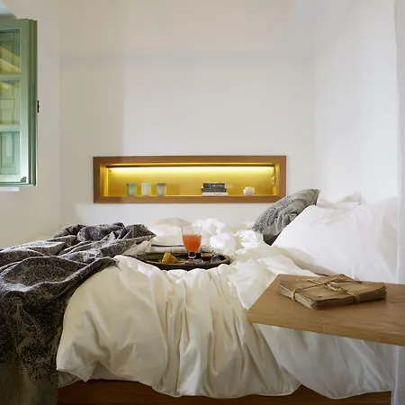 Yellow Orchid Cycladic House Pýrgos