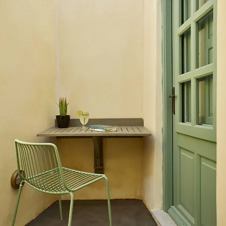 Yellow Orchid Cycladic House 4* Pýrgos